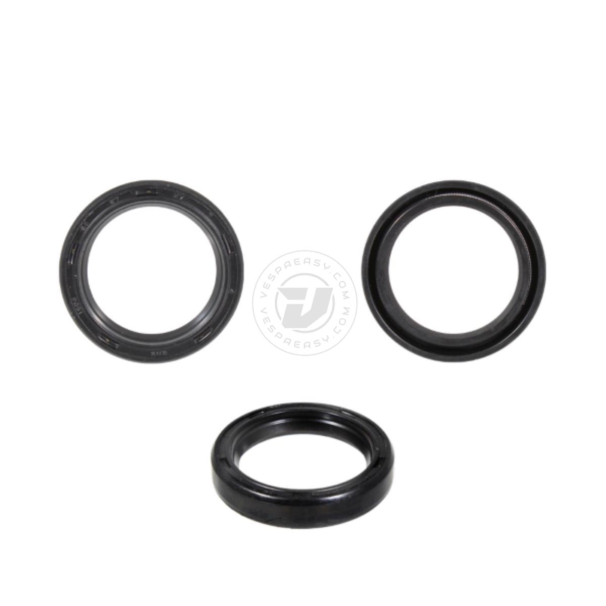 PARAOLIO RUOTA POSTERIORE PIAGGIO VESPA 50-125-150CC/PK 046699