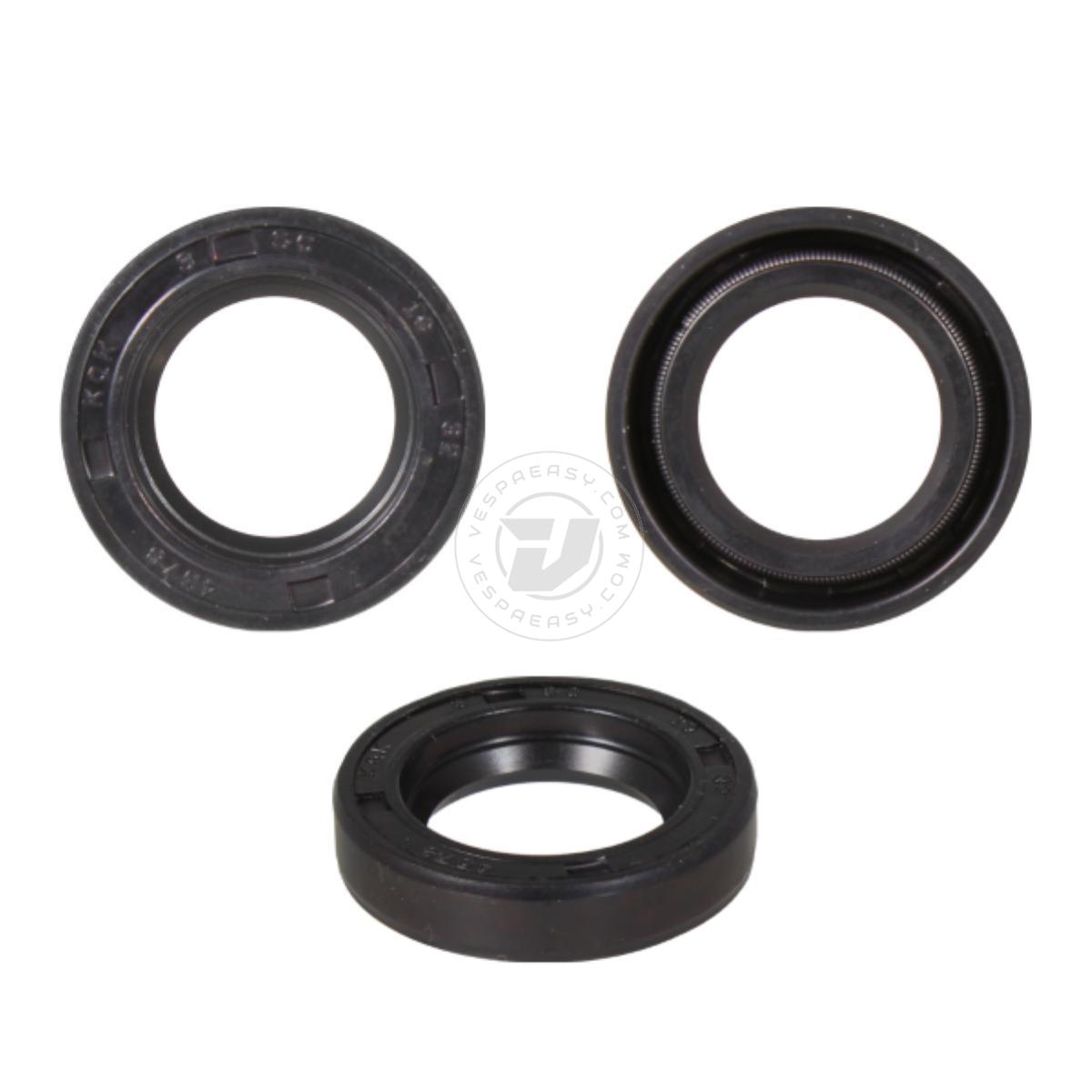 PARAOLIO ALBERO MOTORE LATO VOLANO PIAGGIO VESPA 50-90-125CC PRIMAVERA/ET3 155589